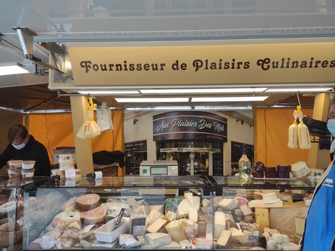 le marché du mardi à Oraison