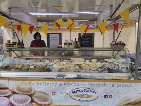 le marché du mardi à Oraison