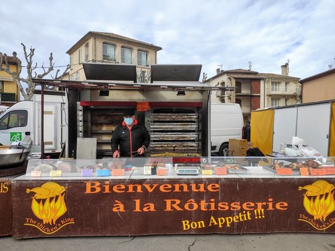 le marché du mardi à Oraison