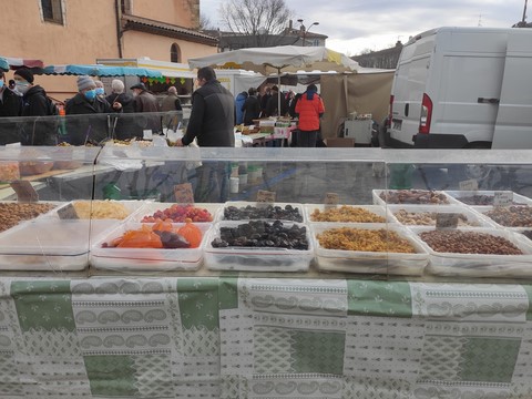 le marché du mardi à Oraison