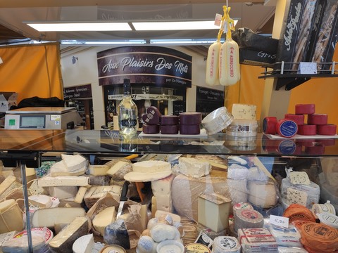 le marché du mardi à Oraison